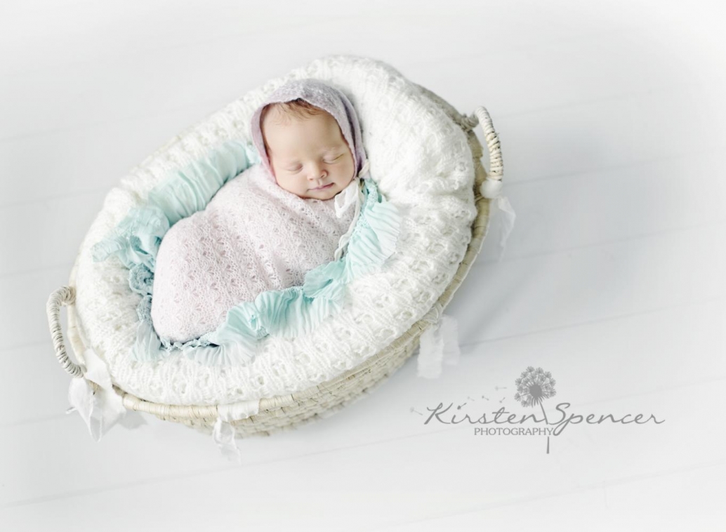 Massachusetts newborn photographer